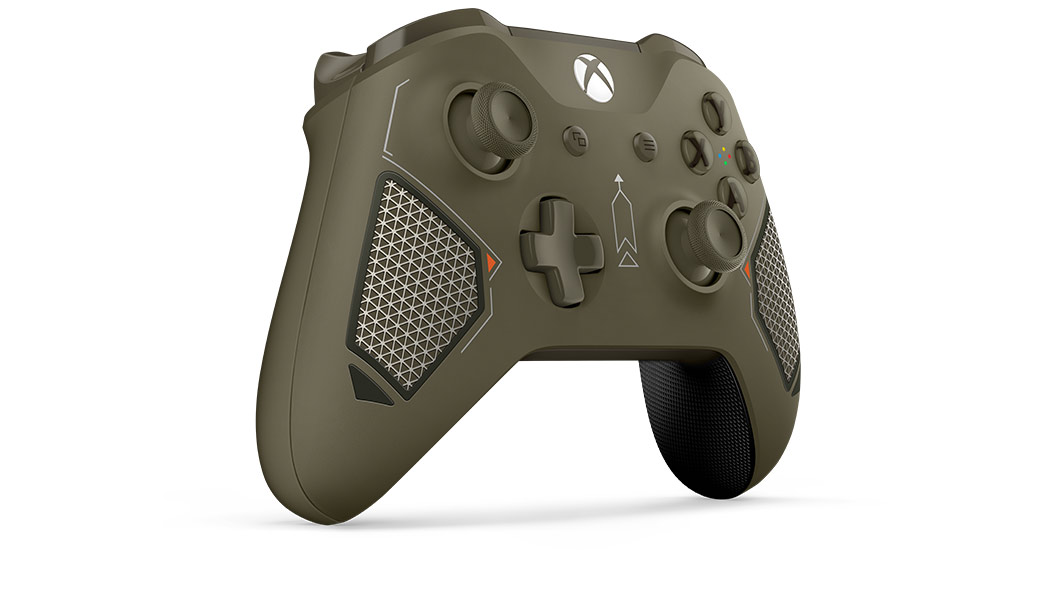 Left angled view of Combat Tech Special Edition Wireless Controller